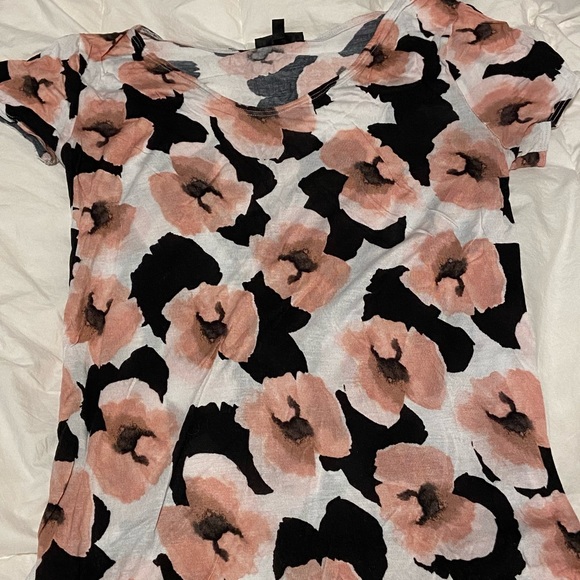 Floral T shirt - Picture 1 of 3